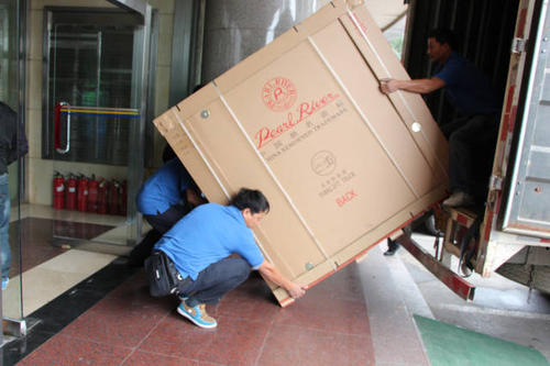 华安钢琴贵重工艺品无忧运